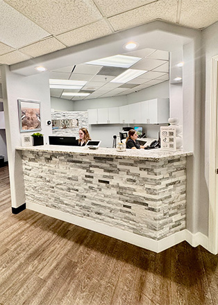 Reception desk at Bell Road Dental Care of Phoenix