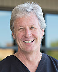 Phoenix Arizona dentist Doctor Doug Sewrightg