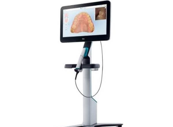 Dentist using an iTero digital impression system (iTero Digital Impressions)